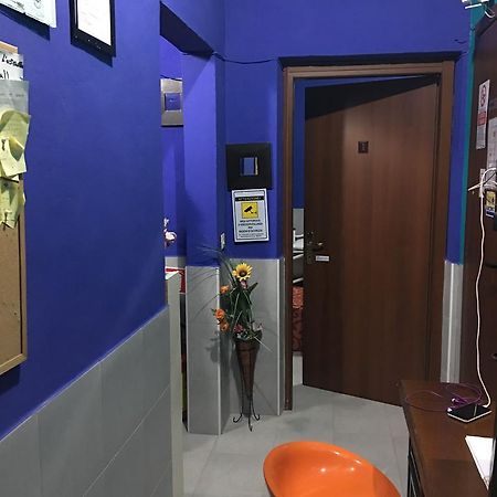 ローマ ヴォルトゥモ ハウスホステル 部屋 写真